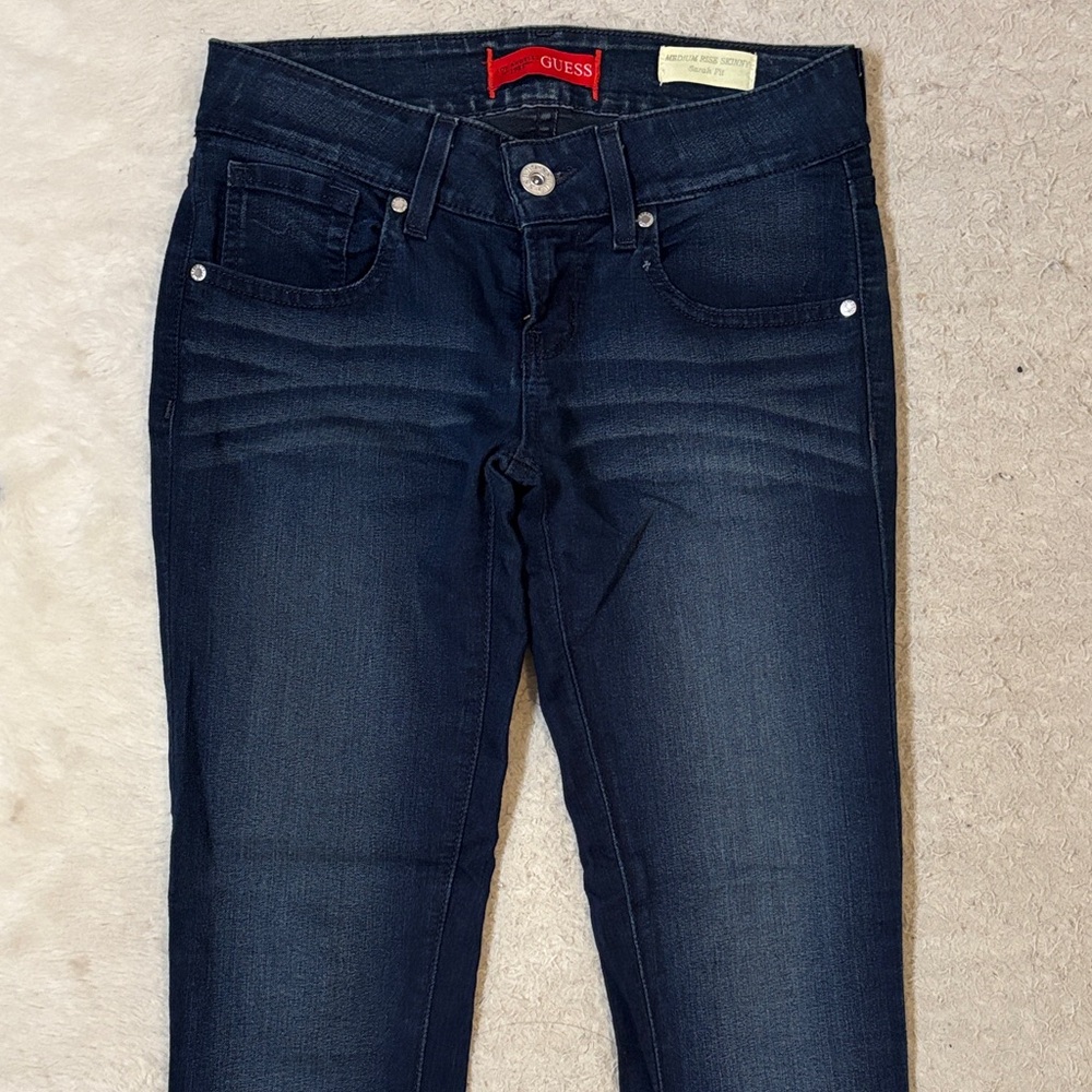 GUESS Women's Navy Medium Rise Skinny Jeans